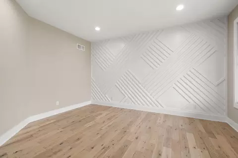 Living - 9430 Iris Dr, Saint John, IN 46373 photo 1 of 11