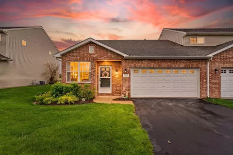 7619 E 112th Ave, Crown Point, IN 46307