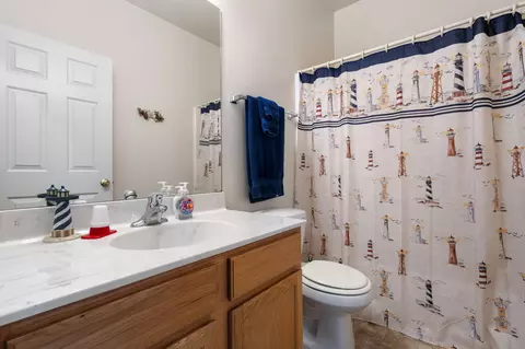 Bath - 7619 E 112th Ave, Crown Point, IN 46307 photo 1 of 2