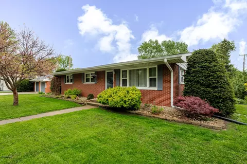 401 S 15th St, Chesterton, IN 46304