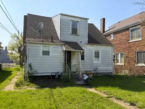 Exterior - 3665 Massachusetts St, Gary, IN 46409 photo 2 of 3