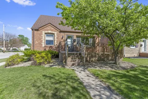 7405 Howard Ave, Hammond, IN 46324