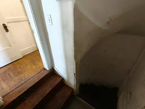 Entry Way - 701 Tyler St, Gary, IN 46402 photo 6 of 6