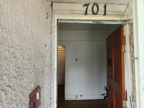 Entry Way - 701 Tyler St, Gary, IN 46402 photo 1 of 6