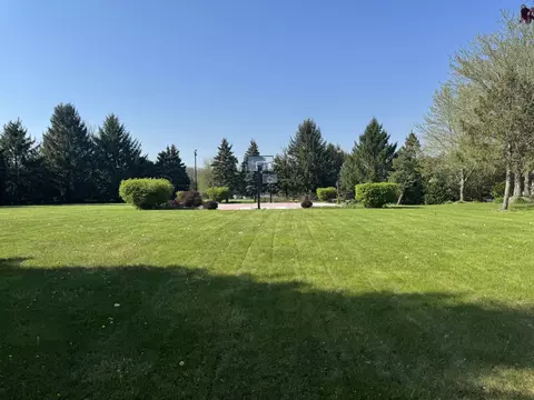 5810 E 106th Ct, Crown Point, IN 46307 photo 4