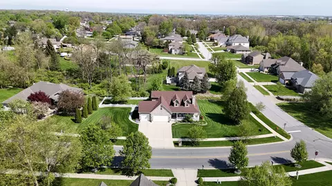 View/Area - 1270 E Greenview Pl, Crown Point, IN 46307 photo 2 of 6