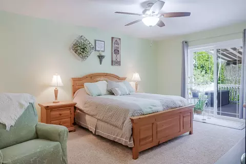 Bedroom - 1270 E Greenview Pl, Crown Point, IN 46307 photo 3 of 6