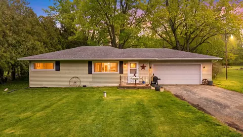 15905 White Oak Ave, Lowell, IN 46356