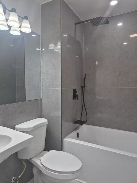 Bath - 2340 Wilson St, Gary, IN 46404 photo 1 of 3