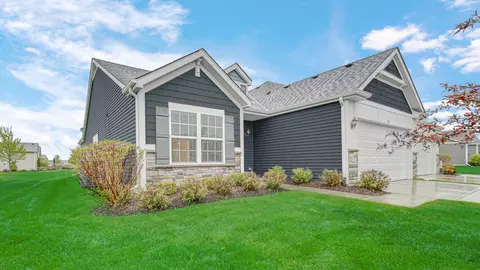 2956 Brisbane Dr, Valparaiso, IN 46385