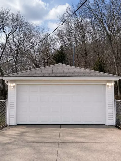 8201 Hickory Ave, Gary, IN 46403 photo 10