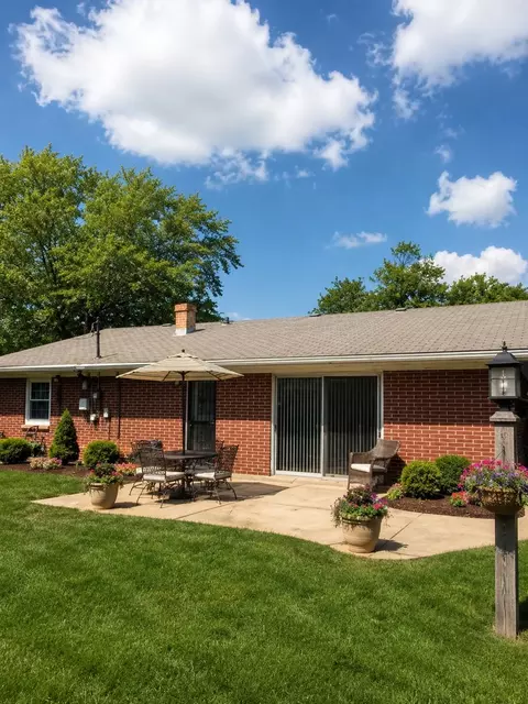 8201 Hickory Ave, Gary, IN 46403 photo 2