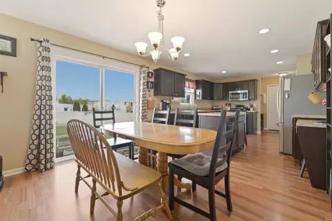 302 E 130th Ln, Crown Point, IN 46307 photo 9