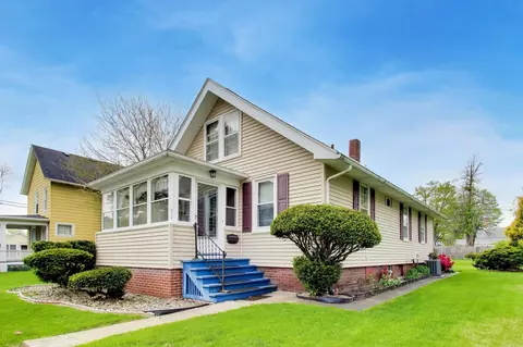 812 Woodward St, La Porte, IN 46350