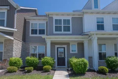 11775 Rhode Island St, Crown Point, IN 46307
