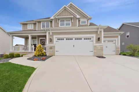 2403 Stirling Dr, Valparaiso, IN 46383