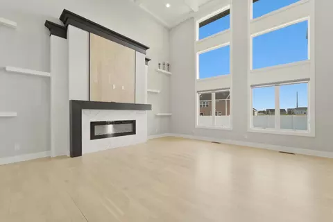 Living - 9343 Iris Dr, Saint John, IN 46373 photo 3 of 6