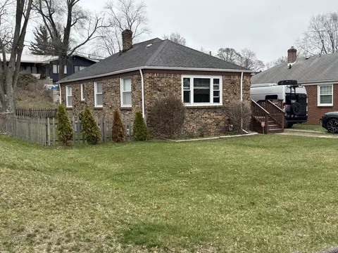 8000 Maple Ave, Gary, IN 46403 photo 1