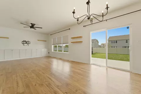 528 Hampton Manor Ct, Valparaiso, IN 46385 photo 7