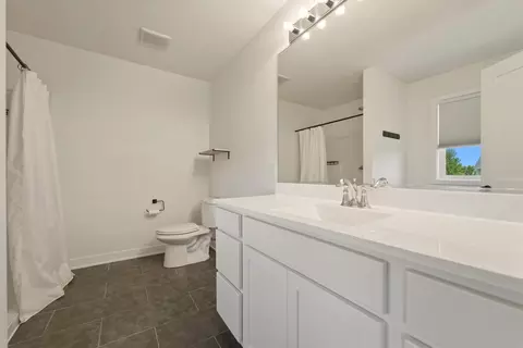 528 Hampton Manor Ct, Valparaiso, IN 46385 photo 25