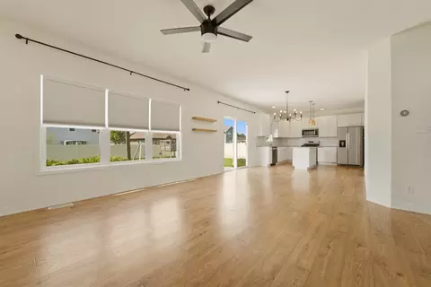 528 Hampton Manor Ct, Valparaiso, IN 46385 photo 6