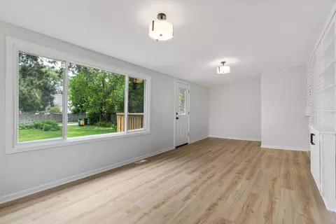 7937 Forest Ave, Munster, IN 46321 photo 5