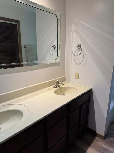 Bath - 8430 Bell St, Crown Point, IN 46307 photo 1 of 2