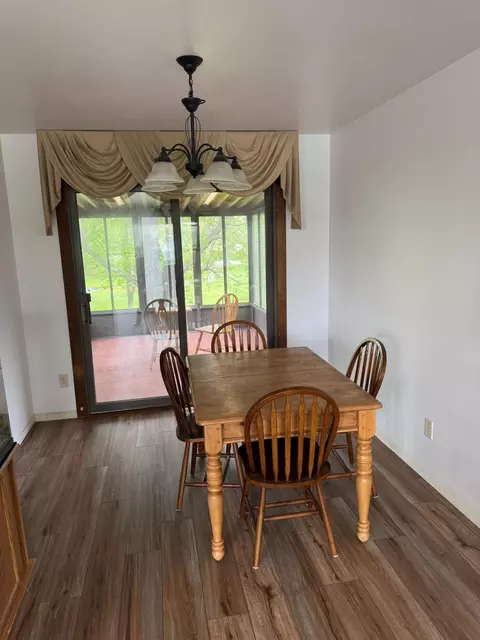Dining - 8430 Bell St, Crown Point, IN 46307 photo 1 of 1