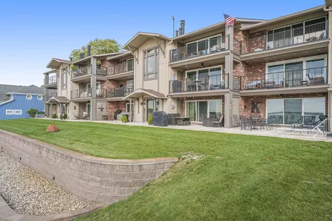 8125 Lake Shore Dr #5, Cedar Lake, IN 46303