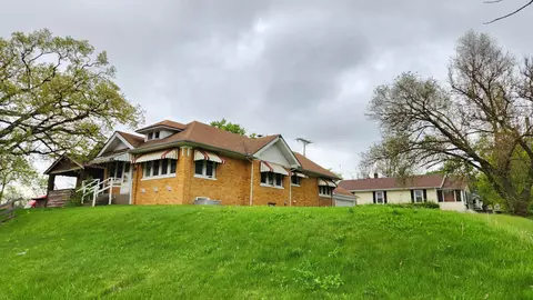 25 W 43rd Ave, Gary, IN 46408