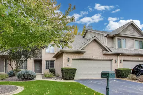 1617 Cherry Blossom Dr, Munster, IN 46321
