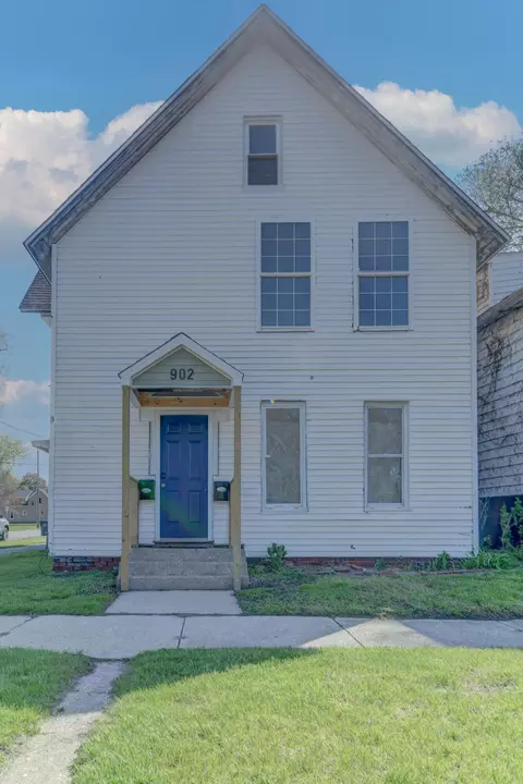 902 Kentucky St, Michigan City, IN 46360