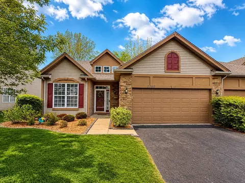 1360 Mackinaw Pl, Schererville, IN 46375