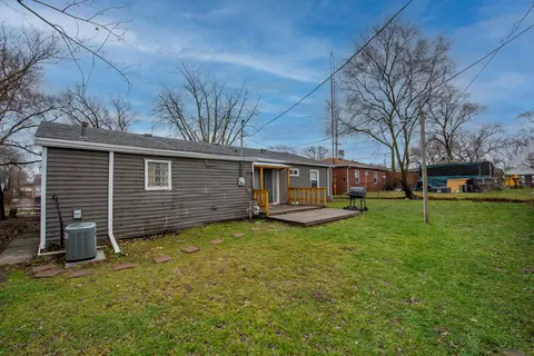 Exterior - 2080 Wright St, Gary, IN 46404 photo 2 of 4
