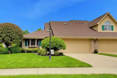 506 Doral Dr, Schererville, IN 46375