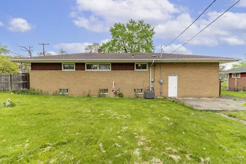 Exterior - 4900 Arthur St, Gary, IN 46408 photo 3 of 4