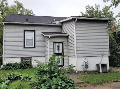 Exterior - 1718 Roosevelt Pl, Gary, IN 46404 photo 3 of 3