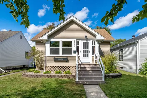 2649 Clough Ave, Highland, IN 46322
