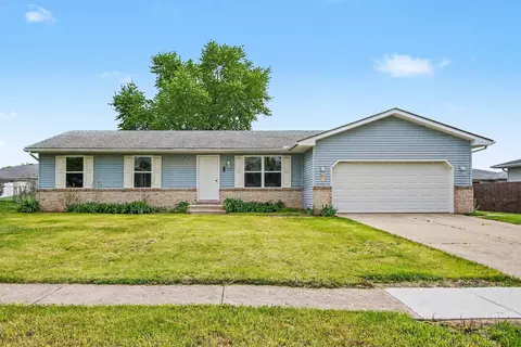 342 Woodbridge Dr, Lowell, IN 46356