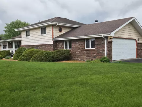 Exterior - 2446 Rolling Hill Dr, Dyer, IN 46311 photo 2 of 4