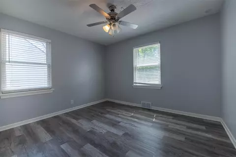 Bedroom - 408 E 43rd Ave, Gary, IN 46409 photo 2 of 4