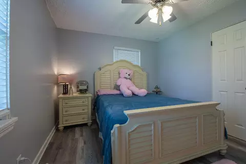 Bedroom - 408 E 43rd Ave, Gary, IN 46409 photo 4 of 4