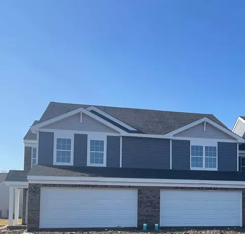519 Cressmoor Blvd, Hobart, IN 46342