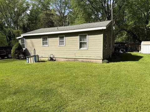 6550 E 725, Monterey, IN 46960