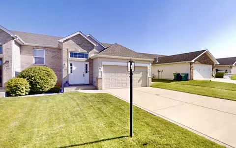3782 W 70th Pl, Merrillville, IN 46410