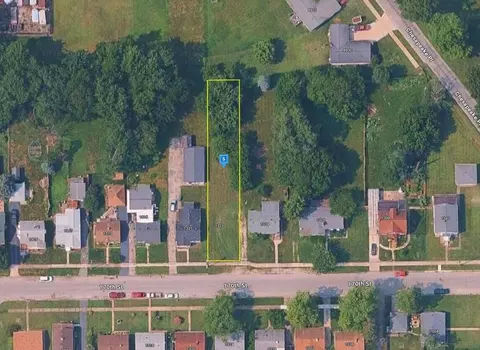 1323 170th St, Hammond, IN 46324