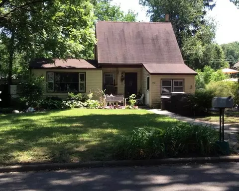 112 W 13th St, La Porte, IN 46350