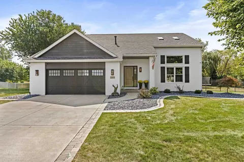 12025 Heron Lake Rd, Saint John, IN 46373