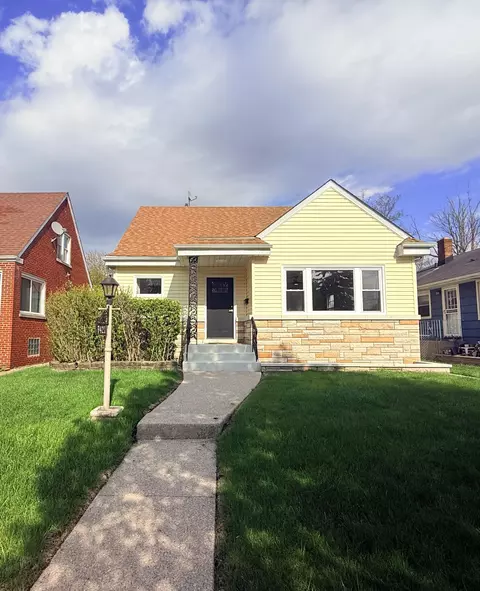 7421 Monroe Ave, Hammond, IN 46324