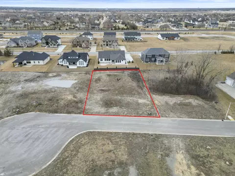 10202 Andrew Ln, Munster, IN 46321